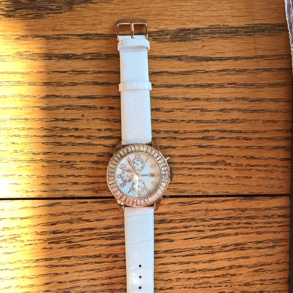 August Steiner Mother of Pearl Rose Gold Watch - Picture 4 of 8